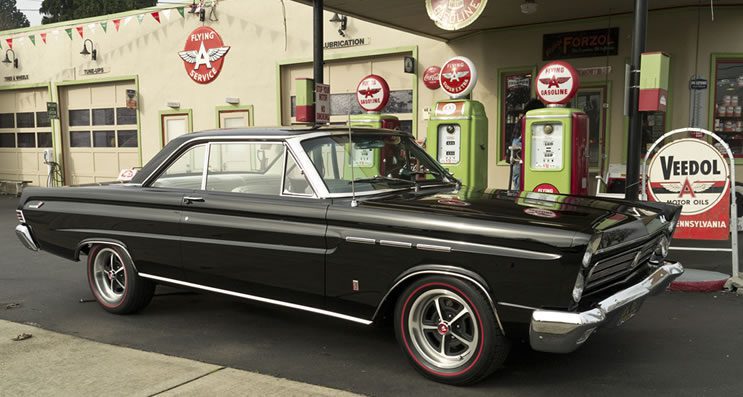 2014 catalog cover car